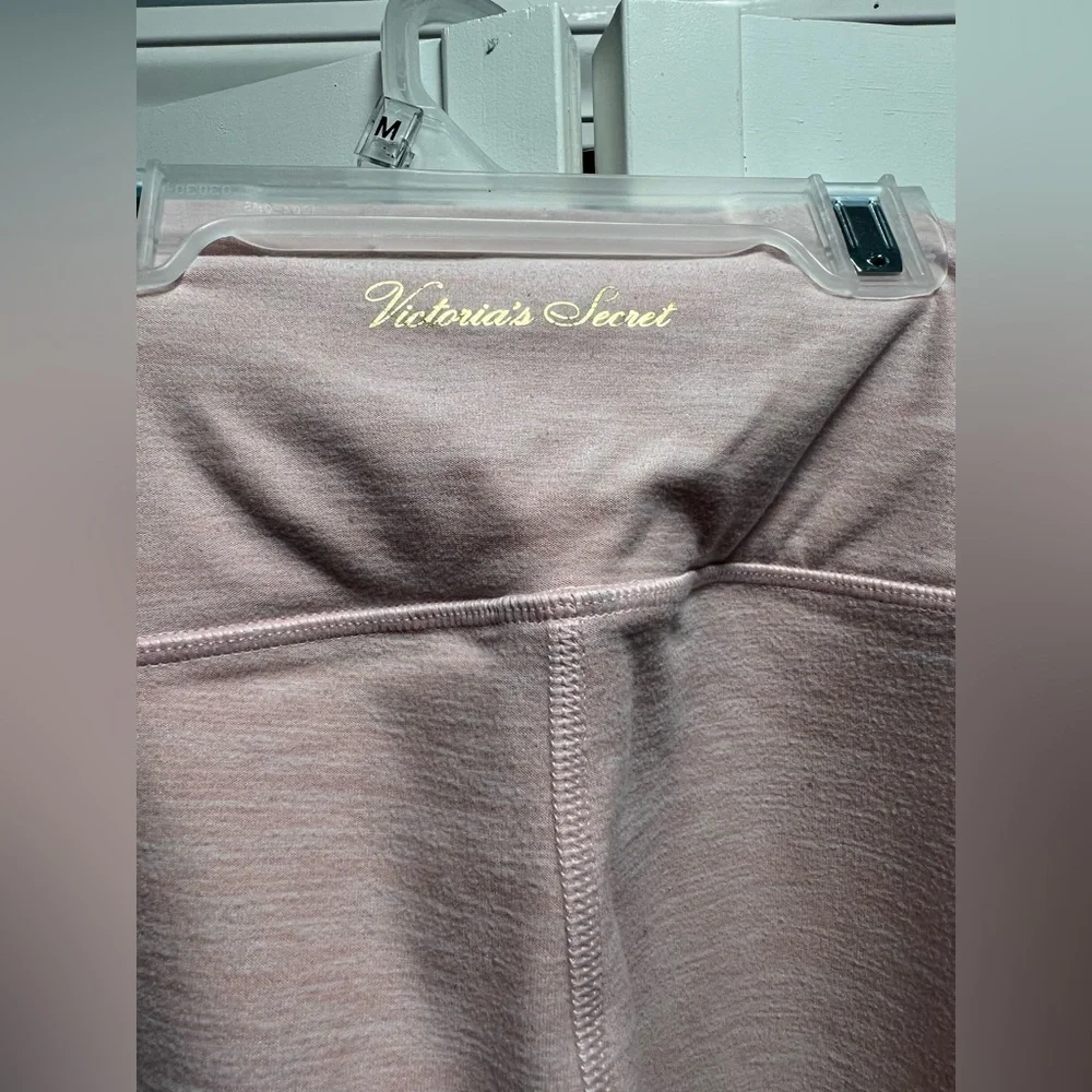 Victoria’s Secret High Rise Sport Legging Size L - Picture 3 of 7